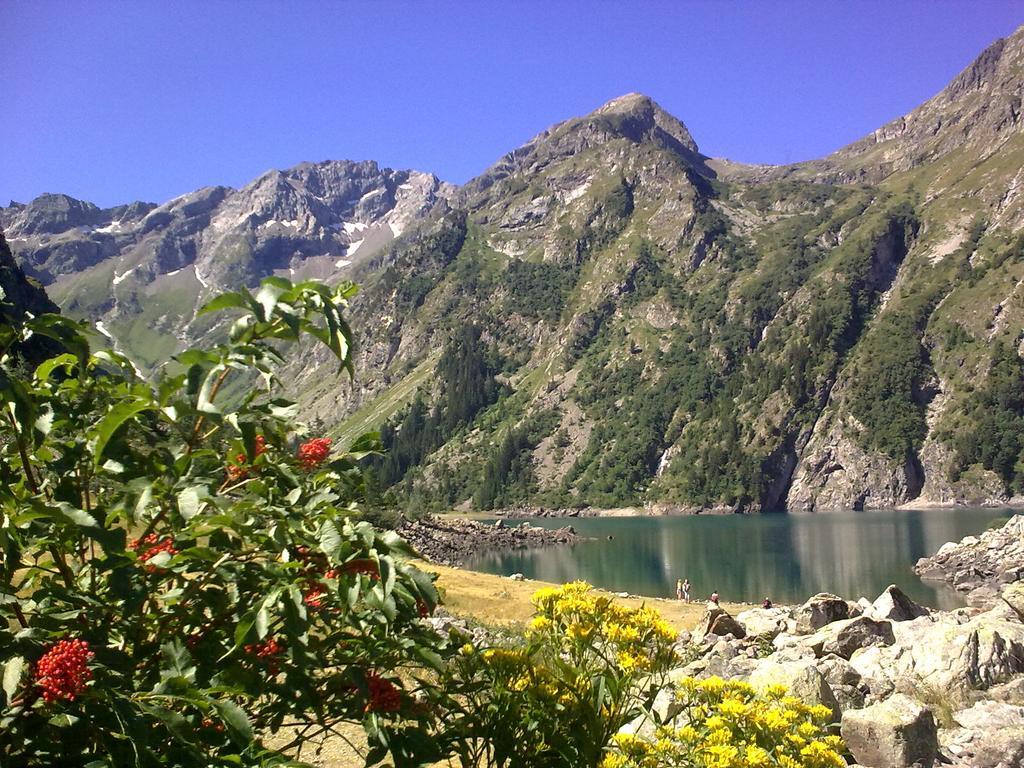 Camping La Cascade Villa Le Bourg-dʼOisans Exteriör bild